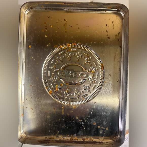 Vintage 1999 Oreo Tin - Picture 9 of 11